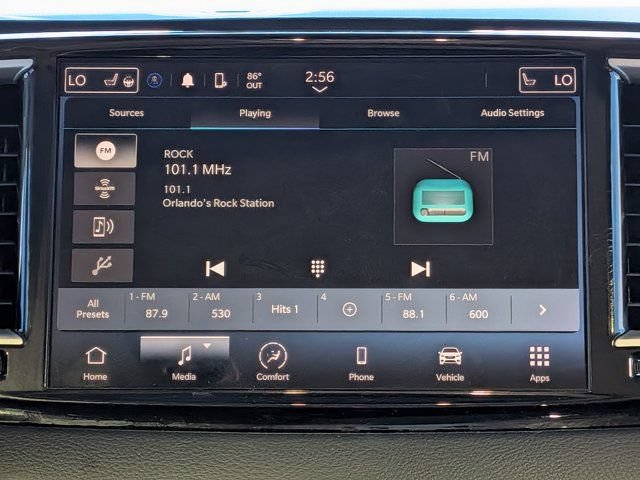 Used 2023 Chrysler Pacifica Touring-L FWD image 20