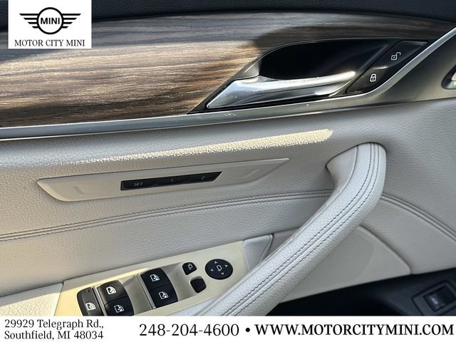 Used 2018 BMW 530e xDrive w/ Premium Package 2 AWD/4WD image 19