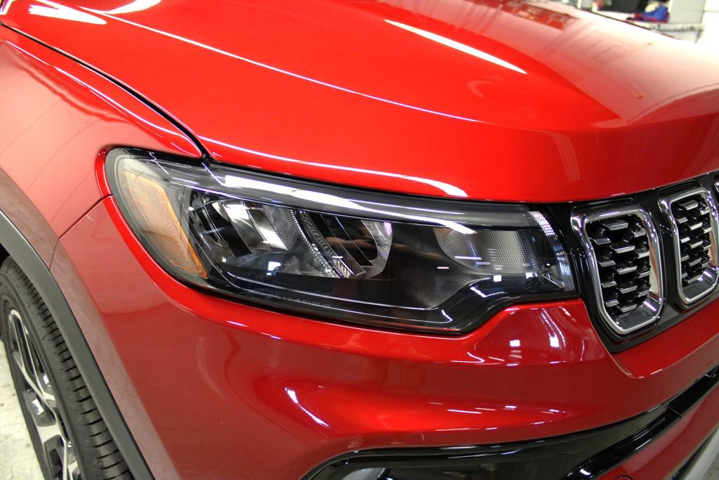 New 2026 Jeep Compass Limited image 31