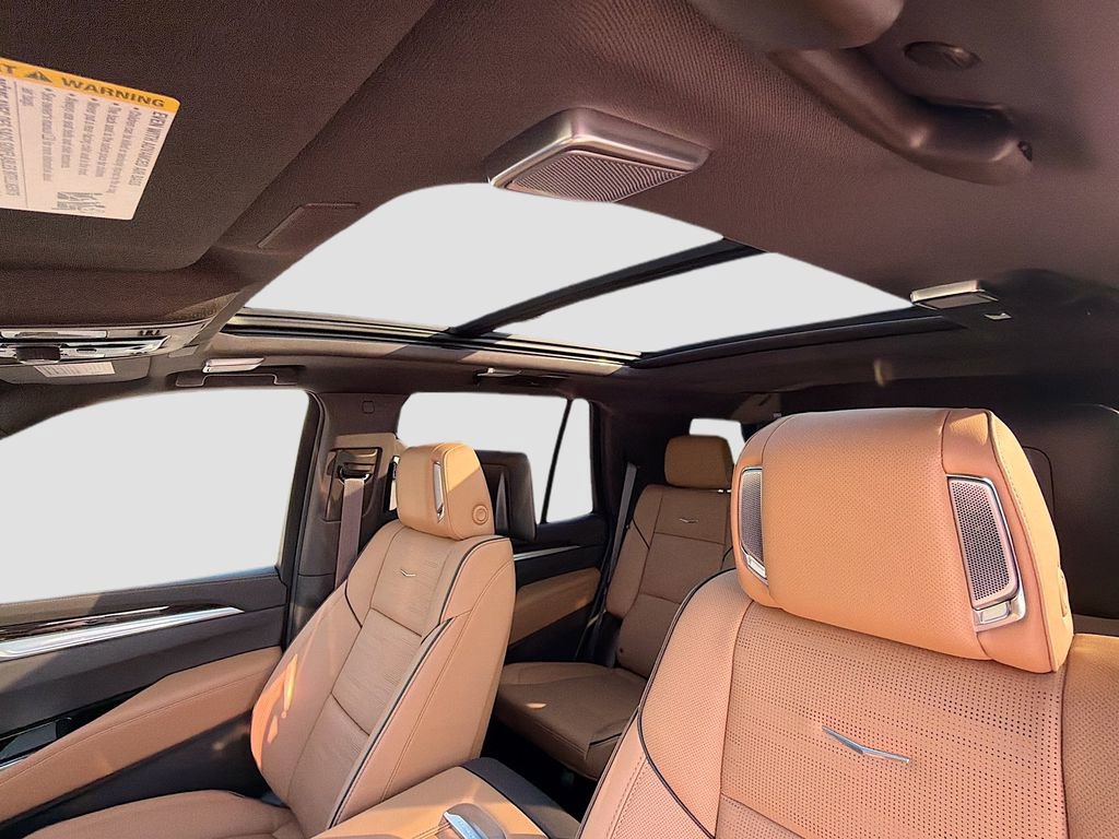 New 2026 Cadillac Escalade Luxury w/ Touring Package AWD/4WD image 23