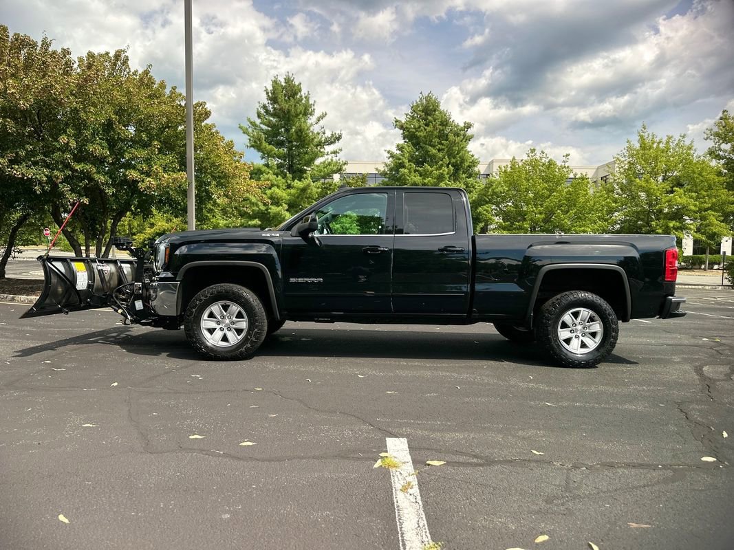 Used 2019 GMC Sierra 1500 SLE w/ SLE Value Package image 4