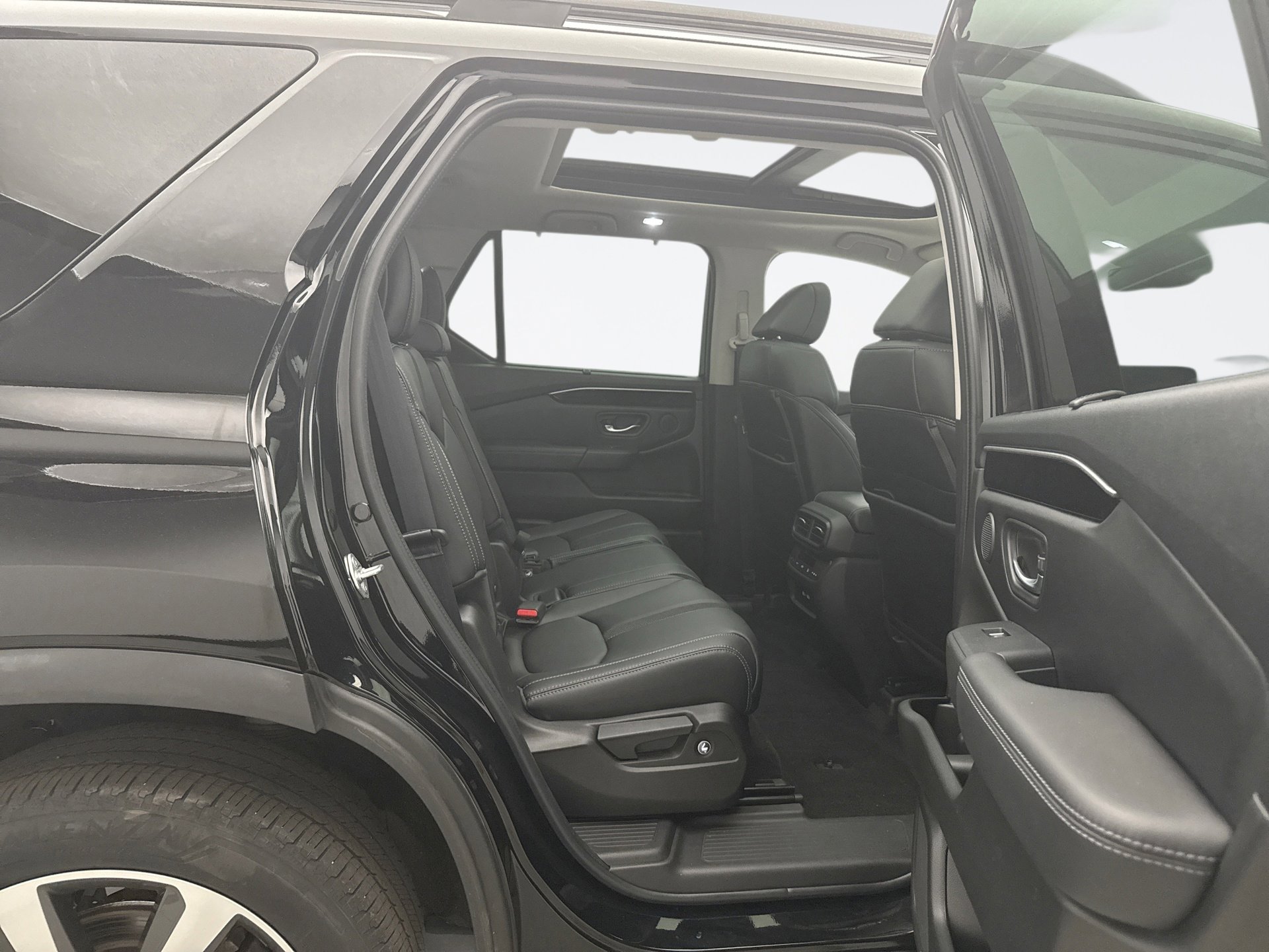 Used 2023 Honda Pilot Touring image 21