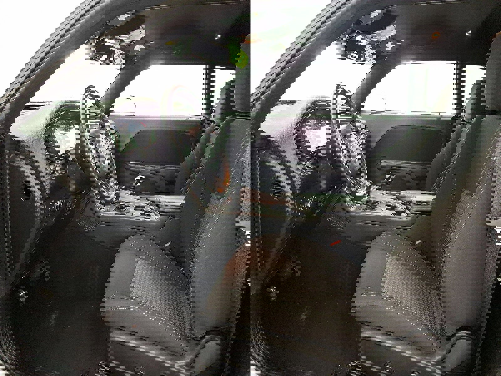 Used 2023 Dodge Challenger SXT image 11