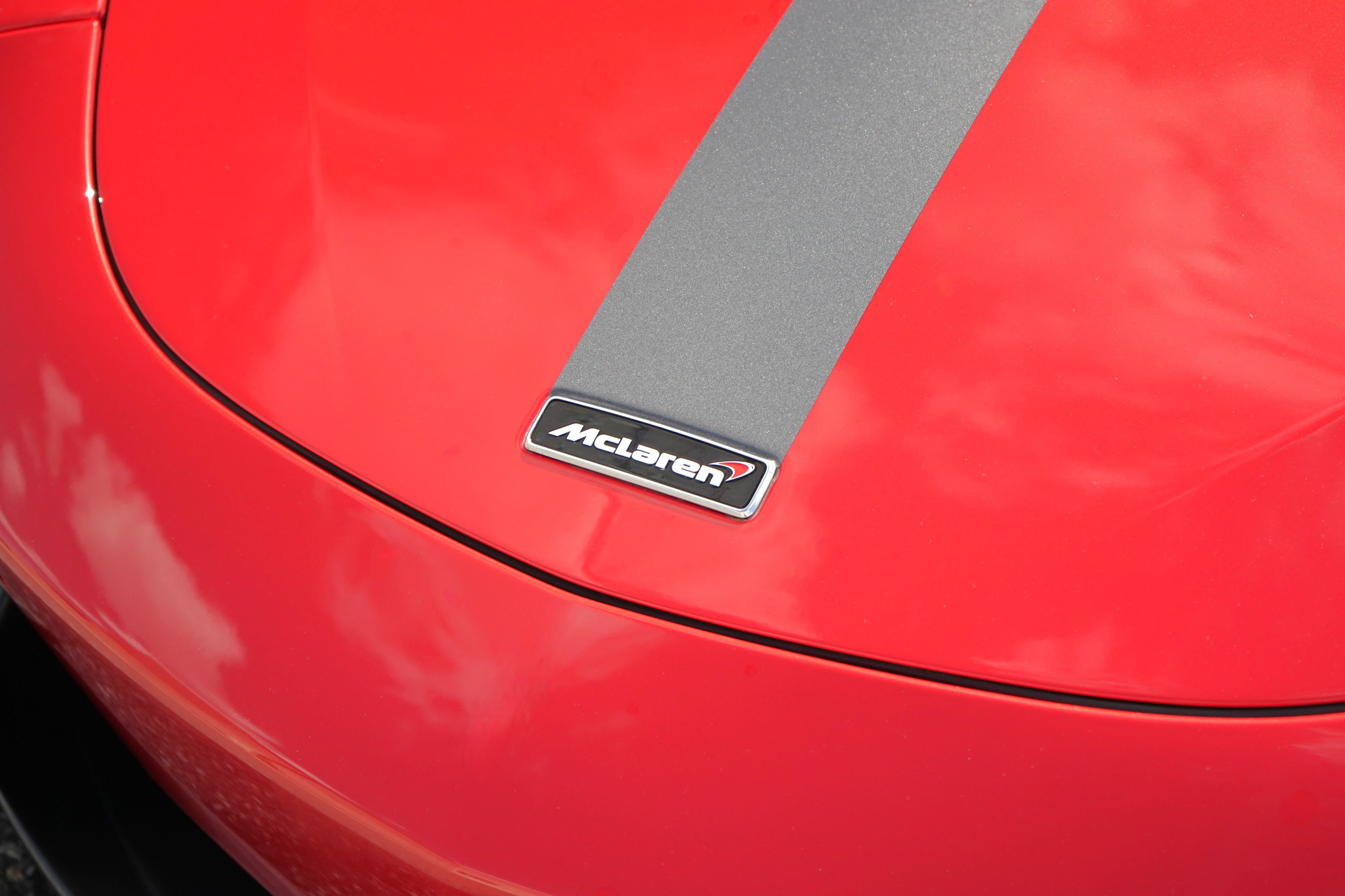 Used 2016 McLaren 570S Coupe RWD image 9