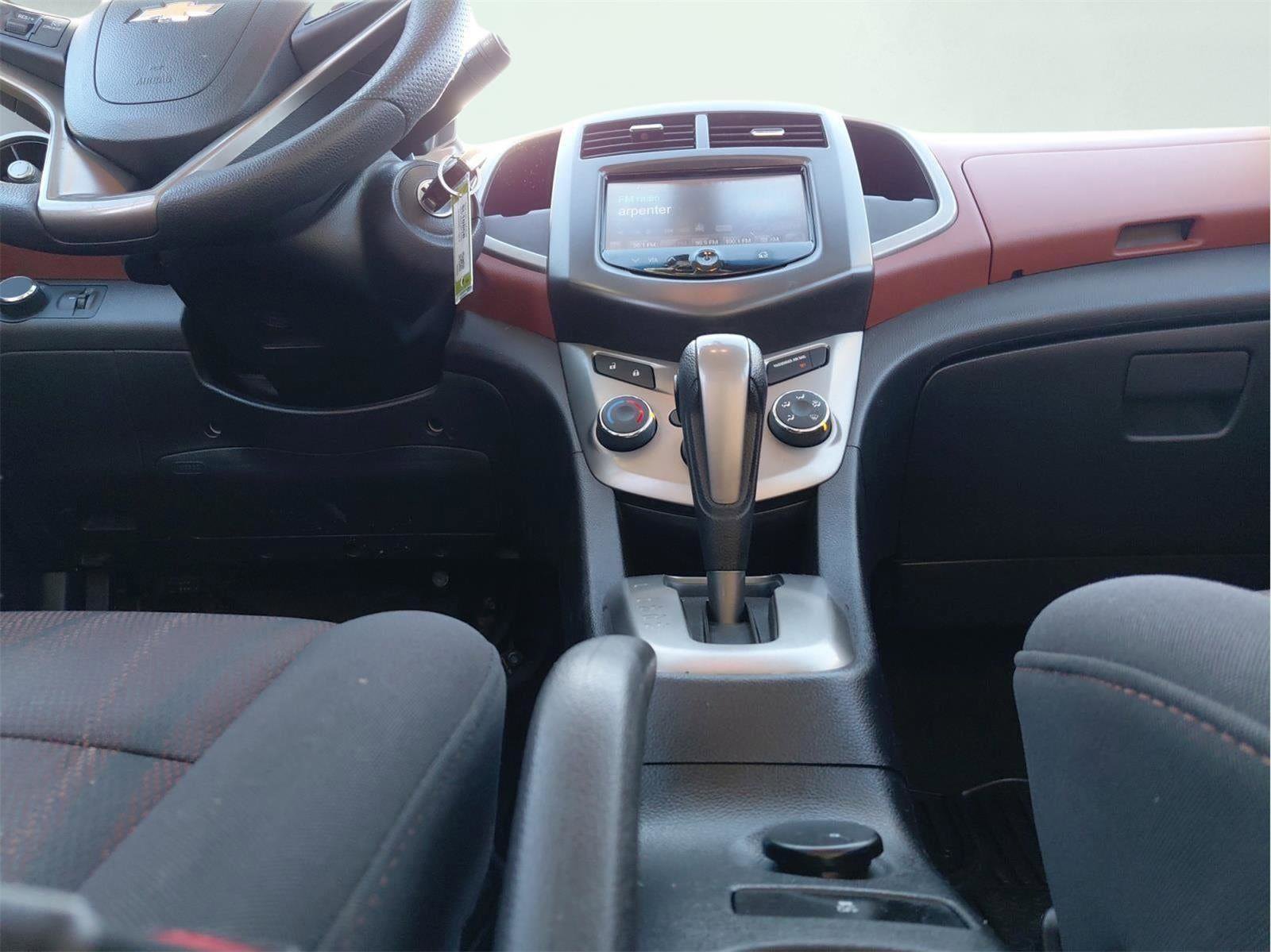 Used 2014 Chevrolet Sonic LT image 6