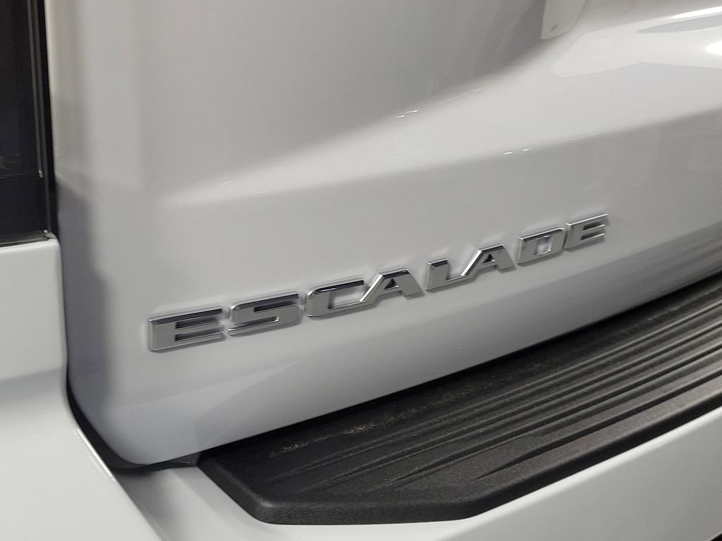 Used 2026 Cadillac Escalade Sport w/ LPO, Floor Liner Package image 5