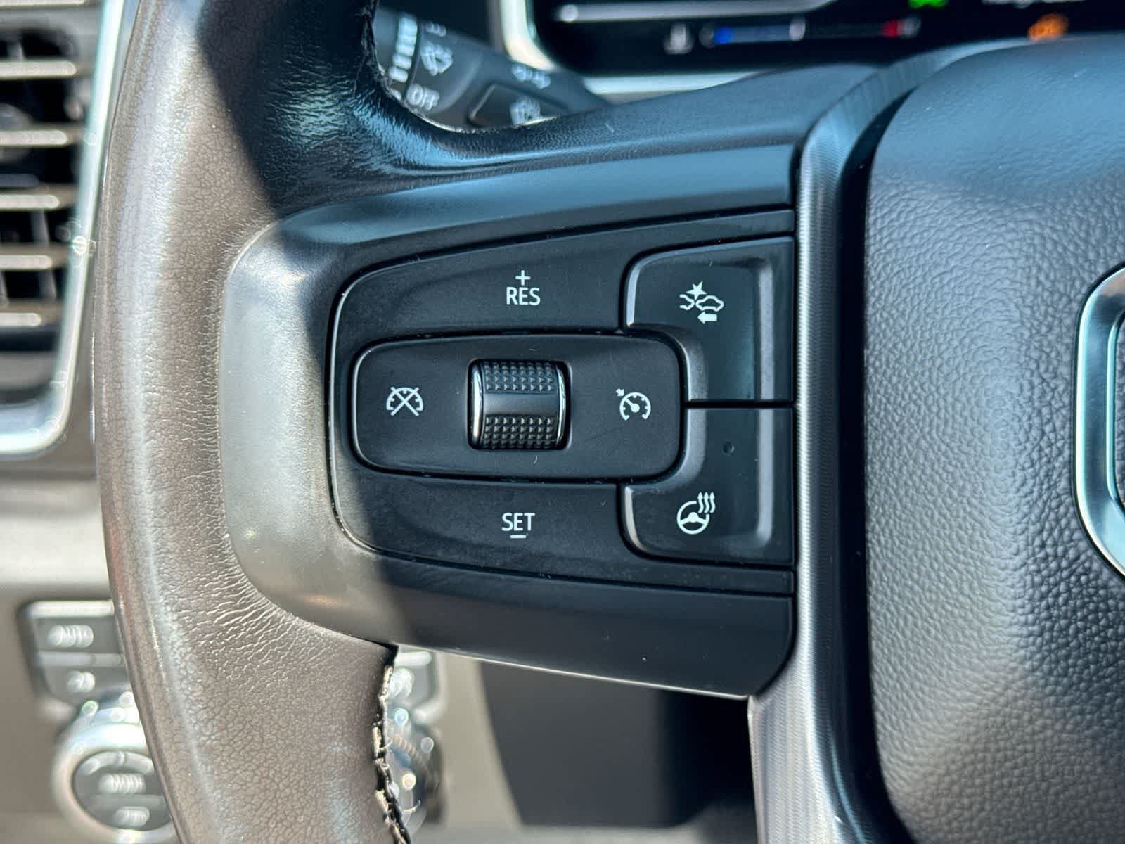Used 2024 GMC Sierra 3500 Denali Ultimate AWD/4WD image 30