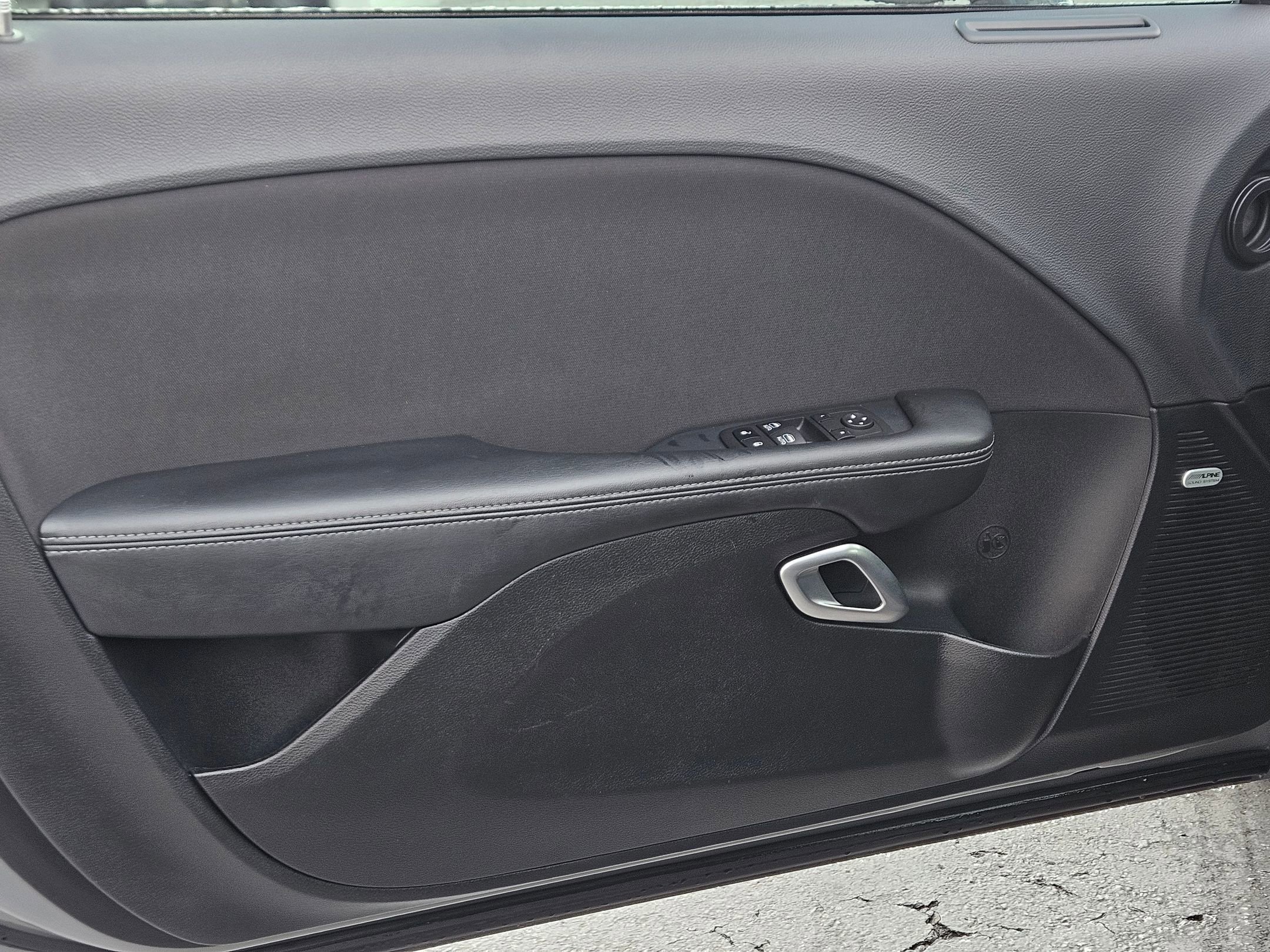 Used 2023 Dodge Challenger R/T w/ Blacktop Package image 18