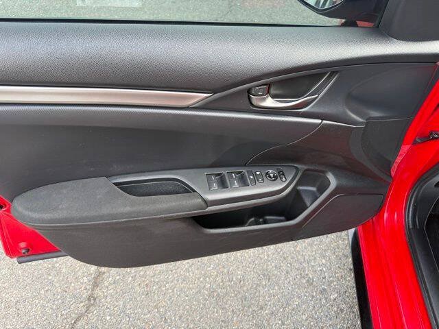 Used 2019 Honda Civic Sport image 10