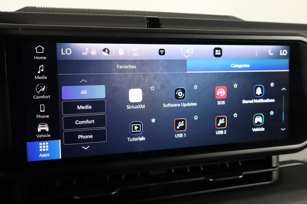 Used 2025 Jeep Wrangler Unlimited Sahara image 37