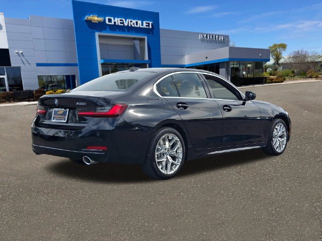 Used 2026 BMW 330i xDrive Sedan w/ Premium Package AWD/4WD image 26