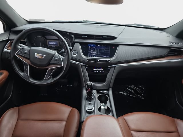 Used 2020 Cadillac XT5 Premium Luxury FWD image 10