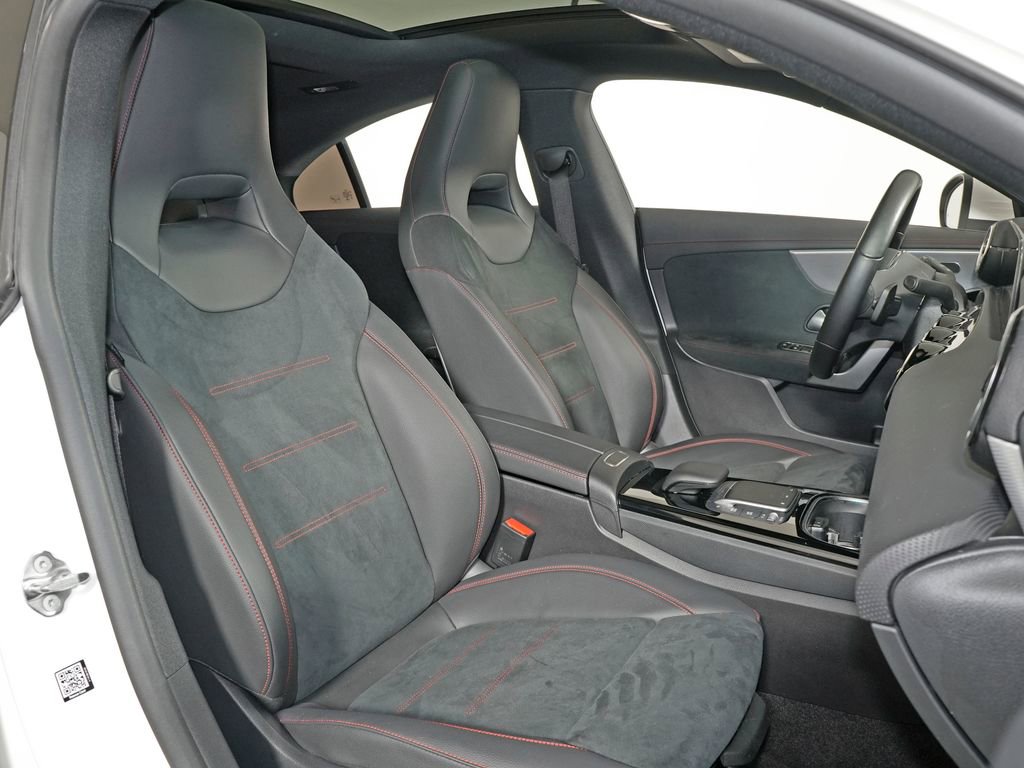 Certified 2022 Mercedes-Benz CLA 250 4MATIC image 16