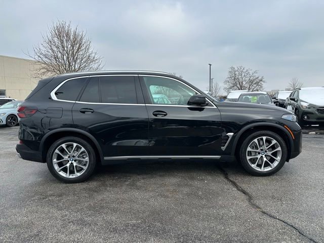 Certified 2025 BMW X5 xDrive50e w/ Climate Comfort Package image 8