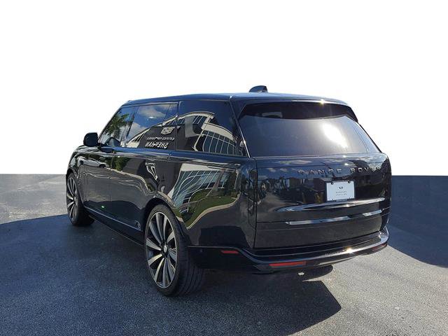 Used 2023 Land Rover Range Rover Long Wheelbase SE AWD/4WD image 3
