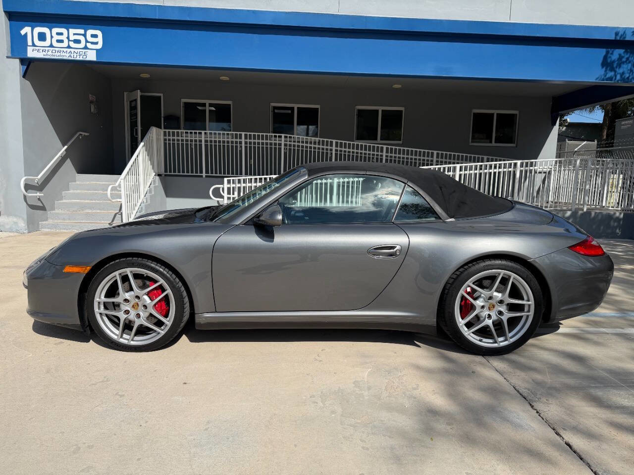 Used 2009 Porsche 911 Carrera 4S image 3