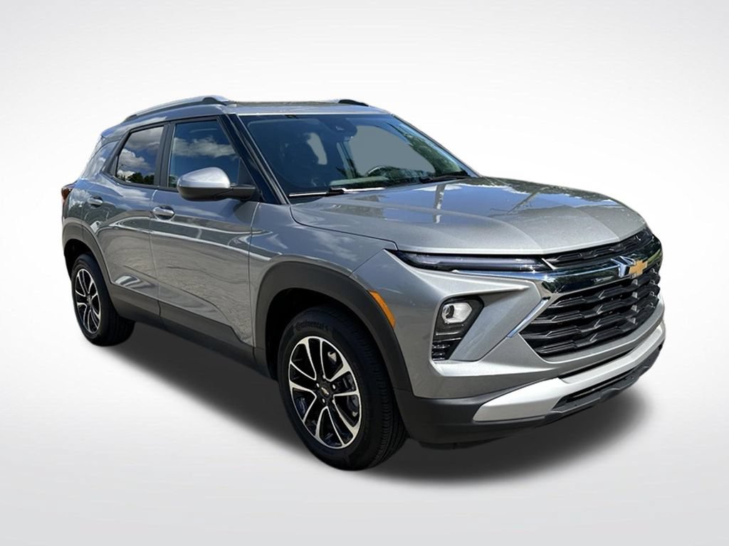 Used 2025 Chevrolet TrailBlazer LT w/ Convenience Package AWD/4WD image 8