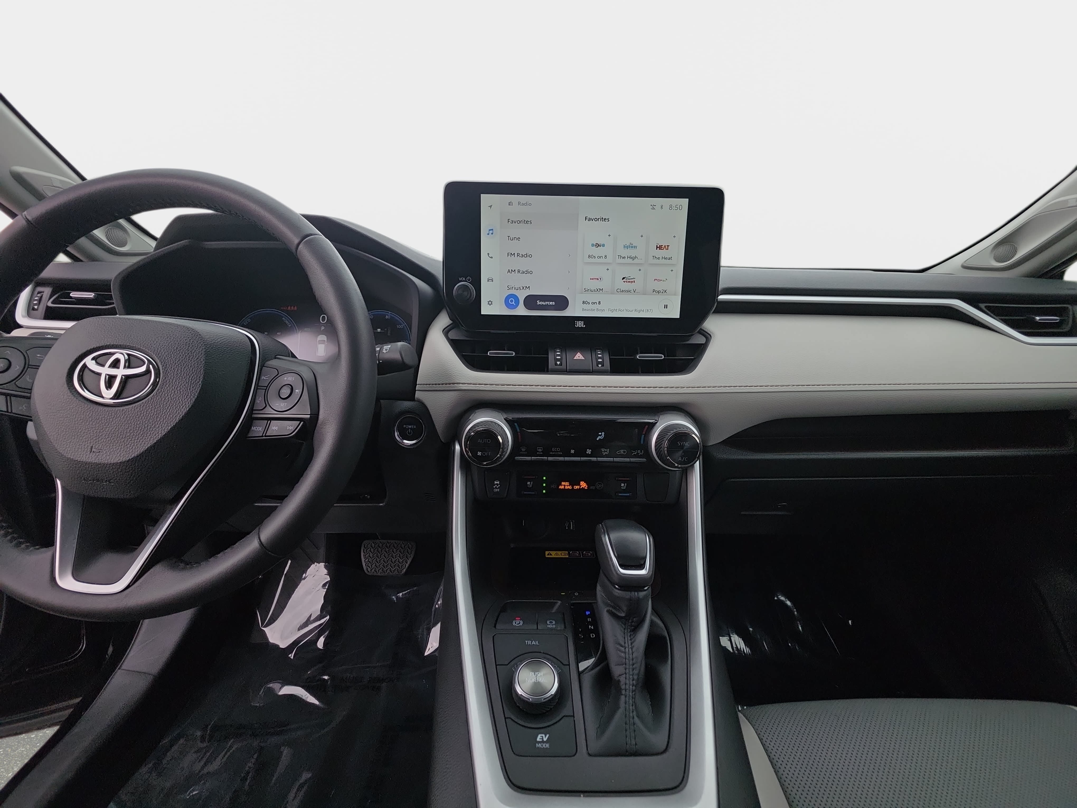 Used 2023 Toyota RAV4 Limited AWD/4WD image 20