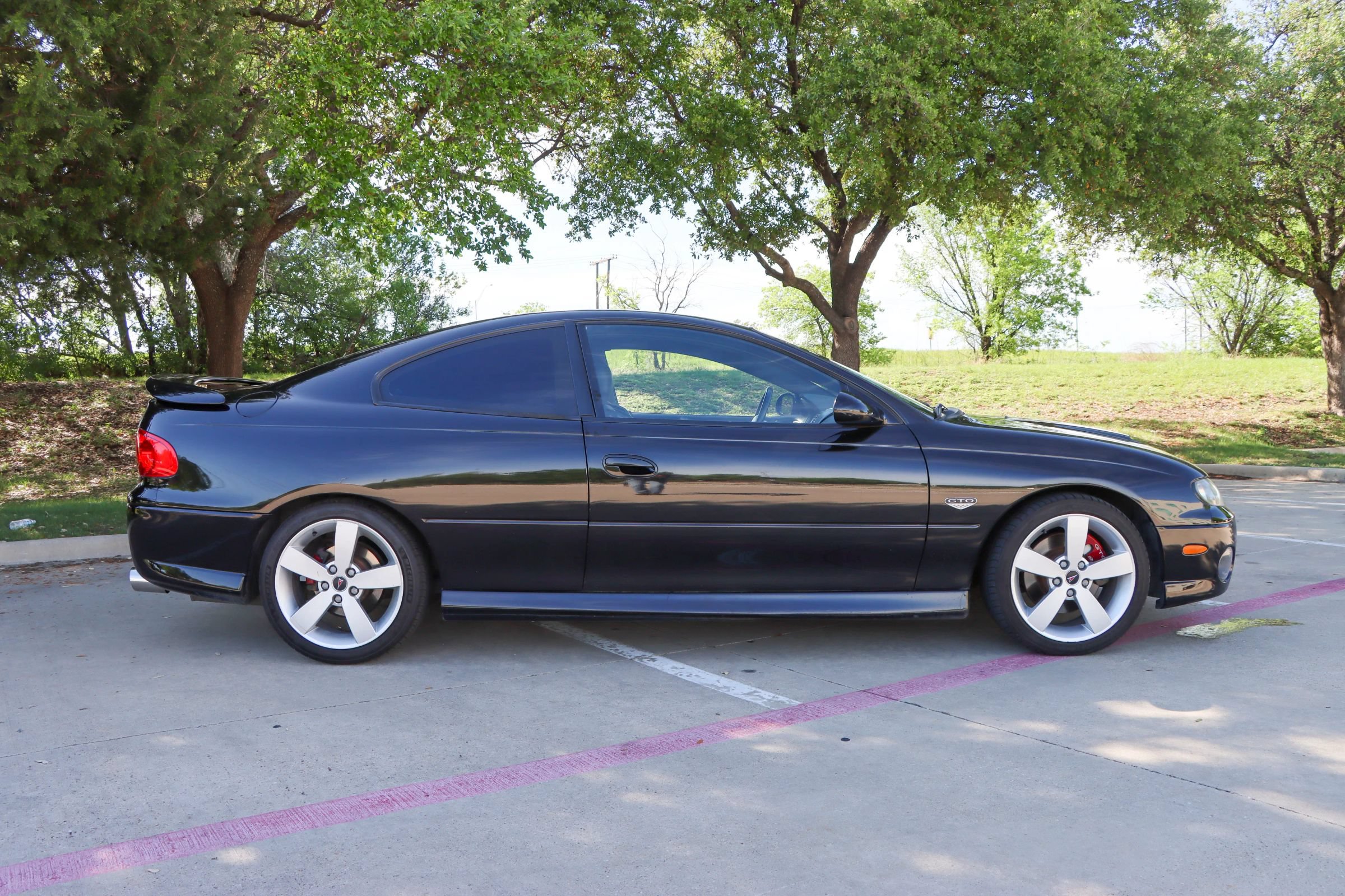 Used 2005 Pontiac GTO RWD image 8
