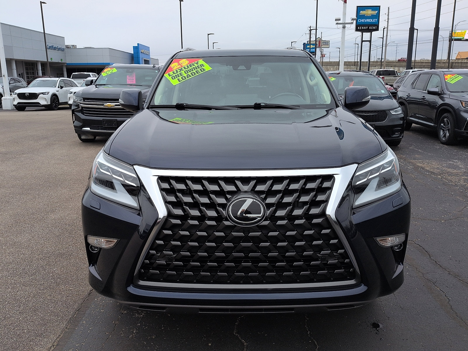 Used 2023 Lexus GX 460 Premium w/ Premium Package image 3