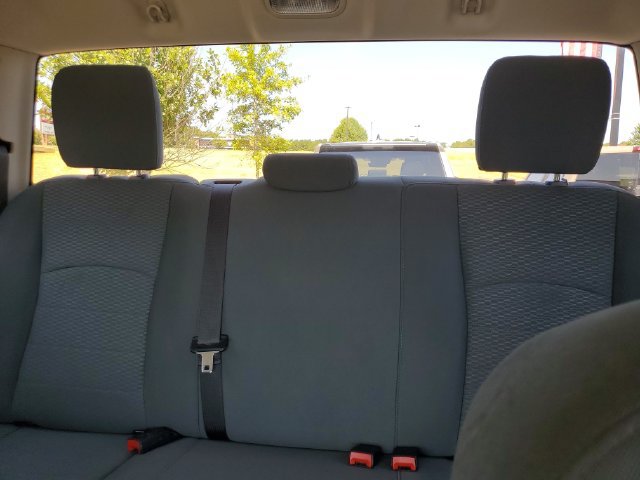 Used 2019 RAM 1500 Express w/ Express Value Package AWD/4WD image 11