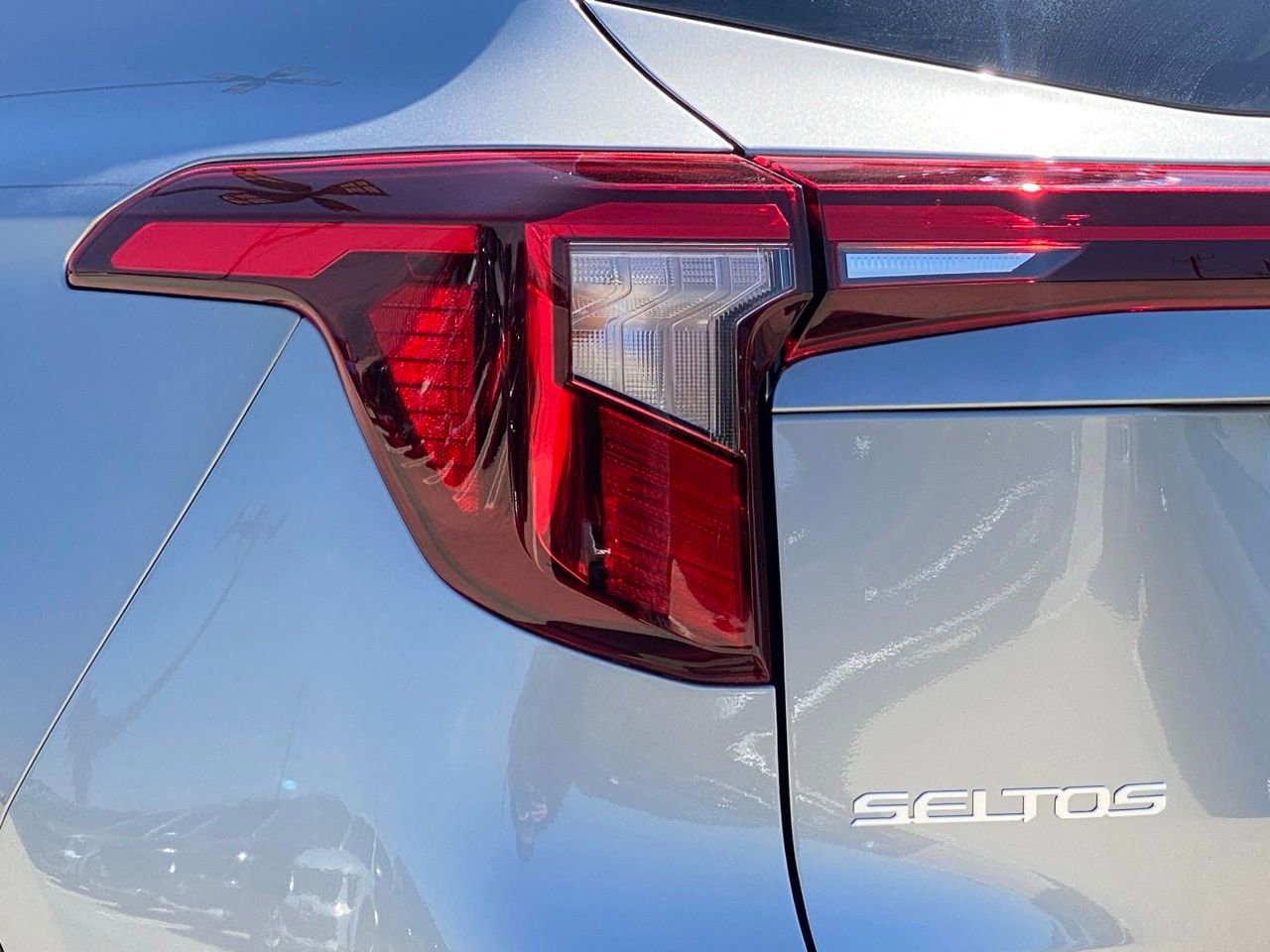 New 2026 Kia Seltos LX image 4