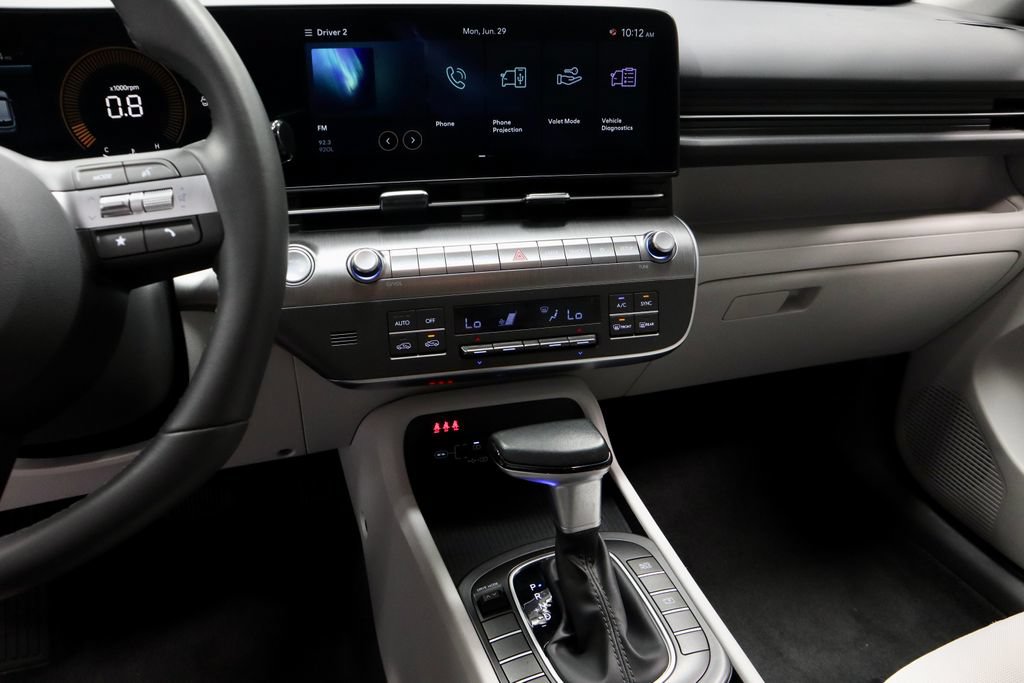Used 2025 Hyundai Kona SEL FWD image 31