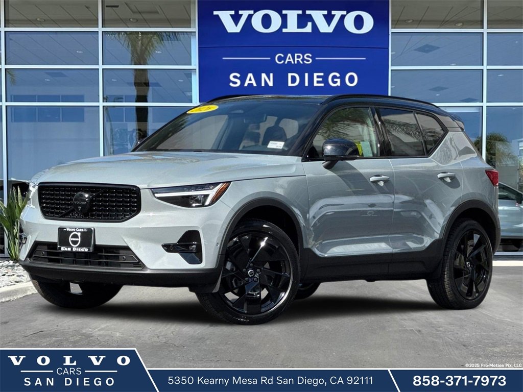 New 2026 Volvo XC40 B5 Ultra