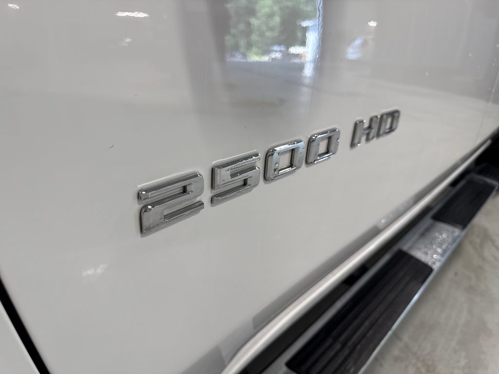 Used 2025 Chevrolet Silverado 2500 LT w/ Convenience Package AWD/4WD image 54