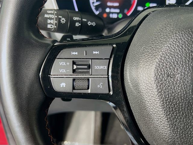 Used 2023 Honda Pilot Sport image 17