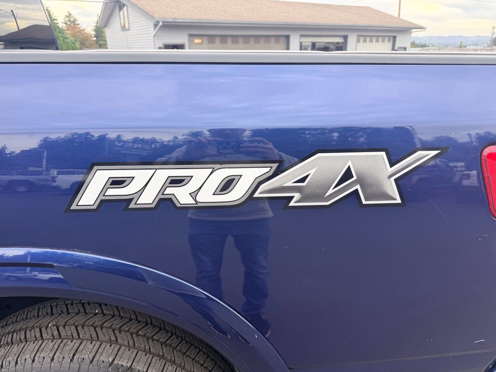 Used 2018 Nissan Titan PRO-4X AWD/4WD image 15