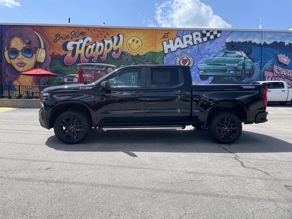 Used 2021 Chevrolet Silverado 1500 LT Trail Boss w/ Convenience Package II AWD/4WD image 2