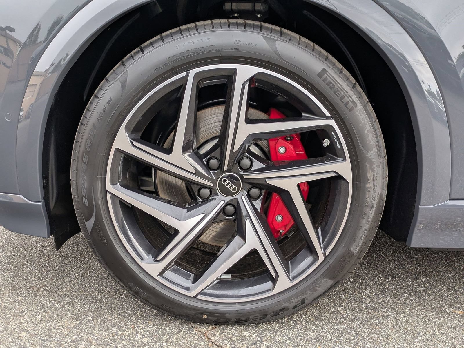 New 2027 Audi SQ6 e-tron Premium Plus AWD/4WD image 13