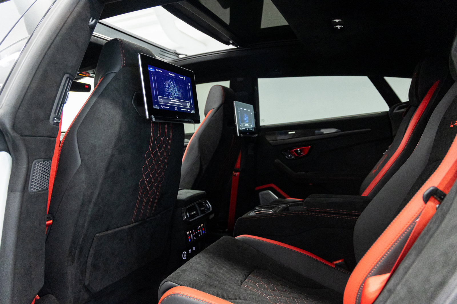Used 2024 Lamborghini Urus Performante image 42