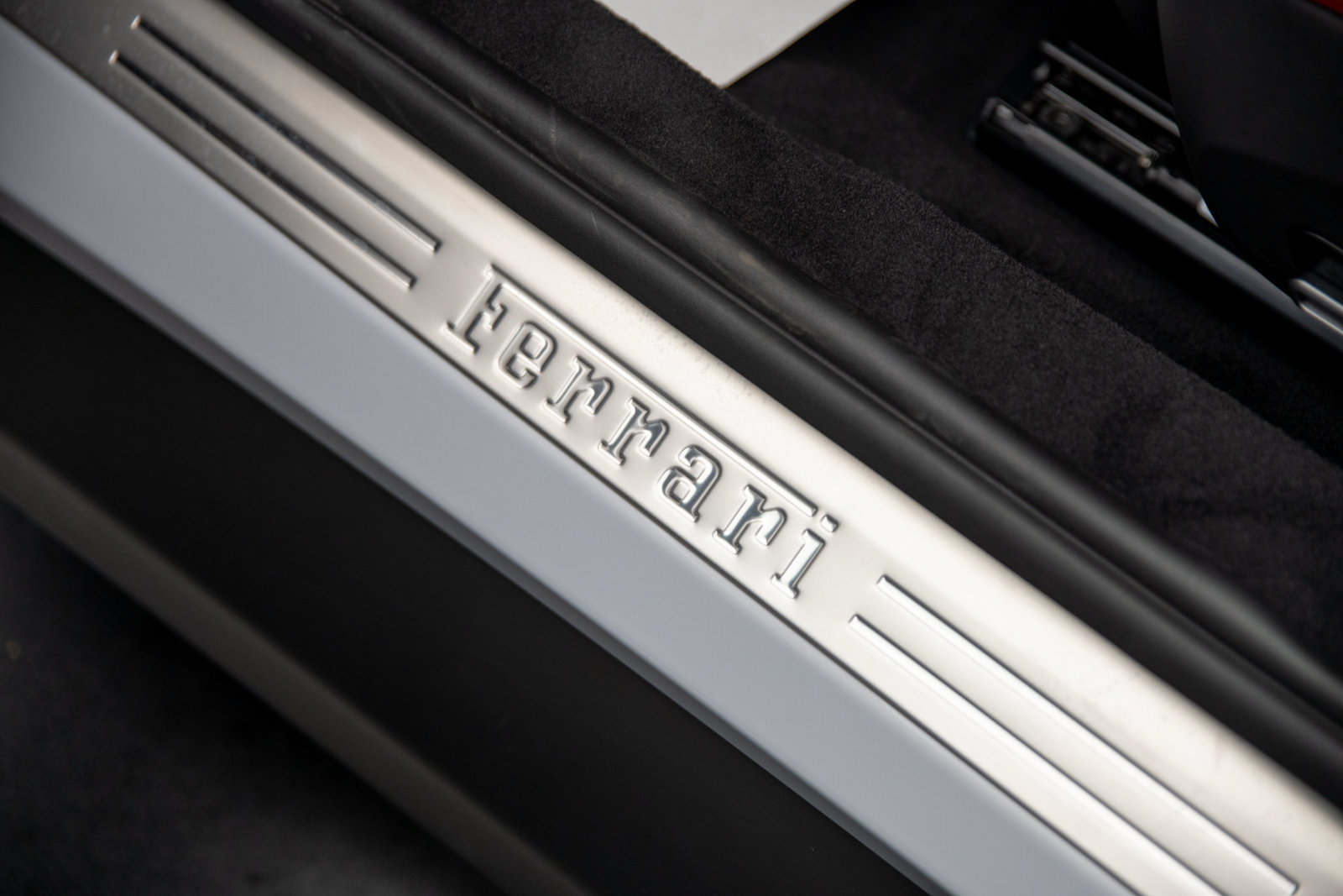 Used 2025 Ferrari 12Cilindri RWD image 27
