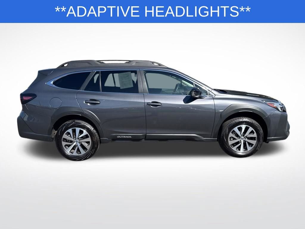 Used 2025 Subaru Outback Premium image 8