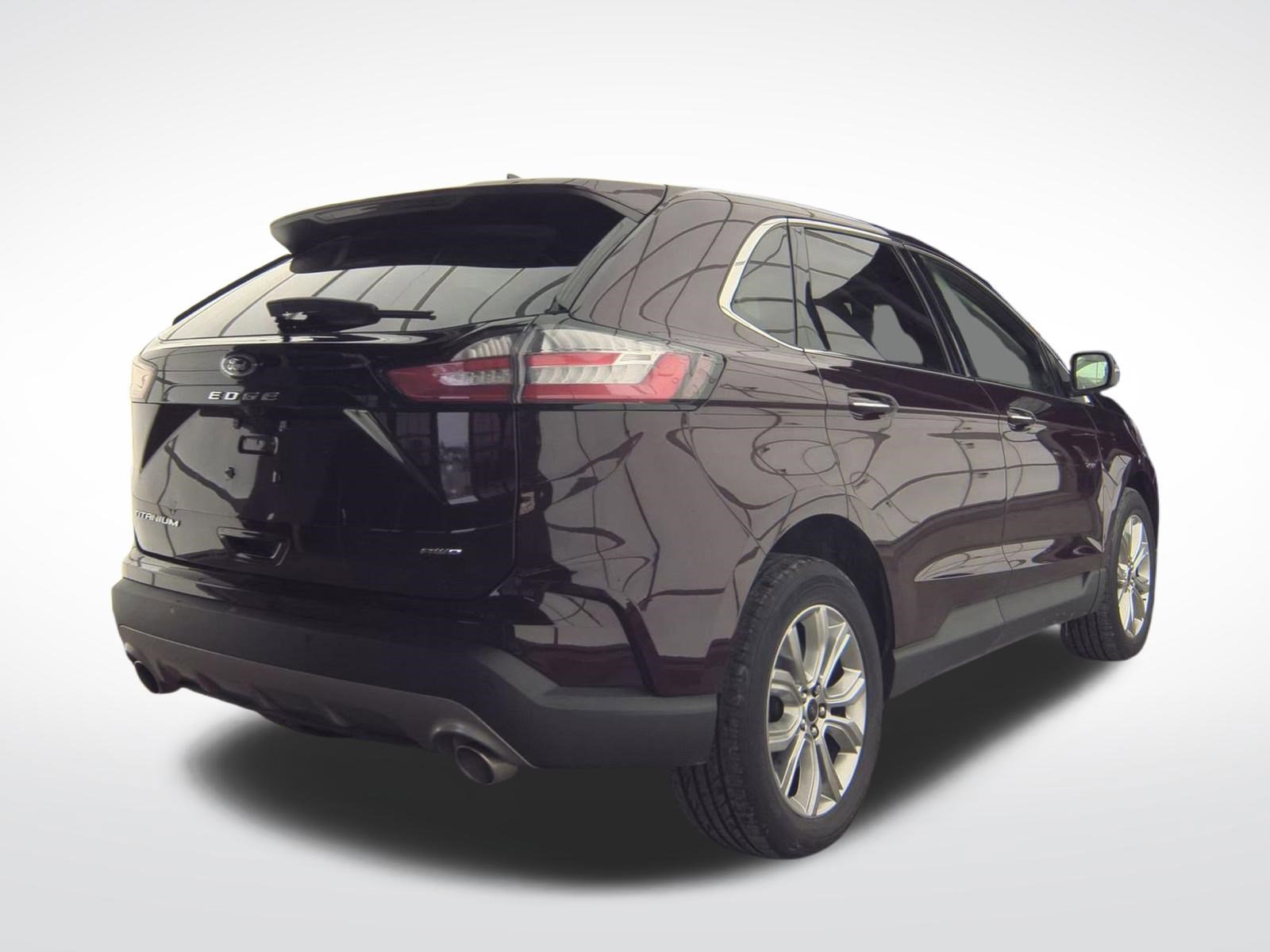 Used 2024 Ford Edge Titanium w/ Equipment Group 301A image 5