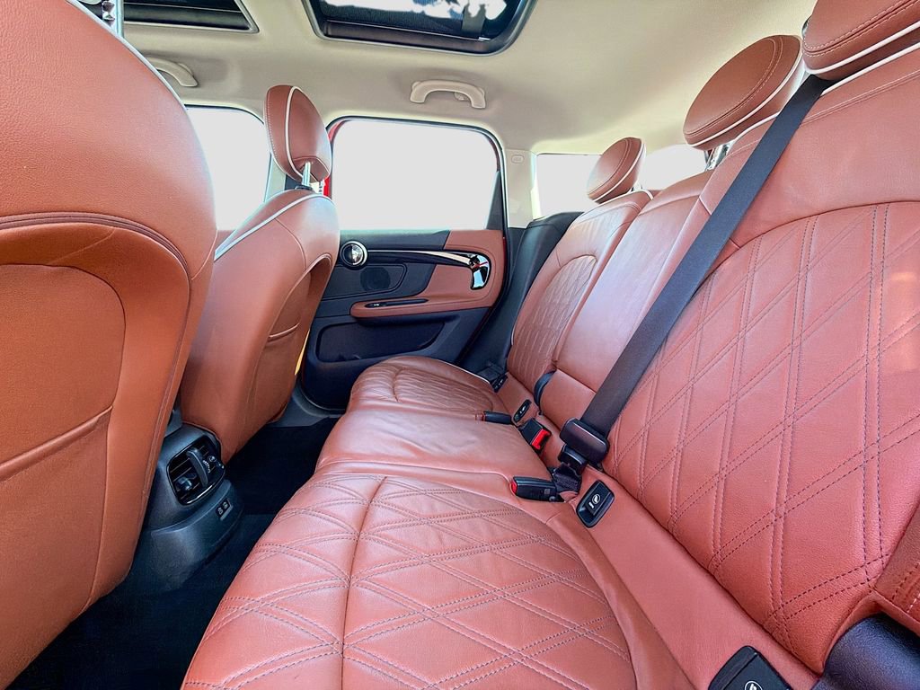 Used 2024 MINI Cooper Countryman S w/ Premium Package image 21