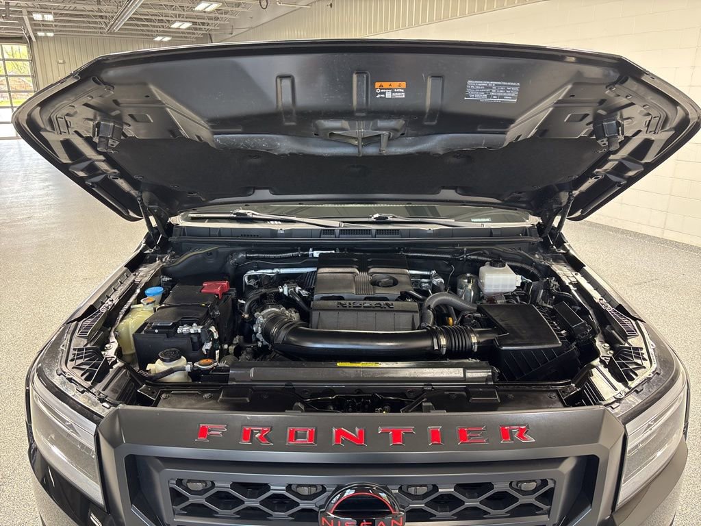 Used 2024 Nissan Frontier PRO-4X w/ Pro Convenience Package AWD/4WD image 38