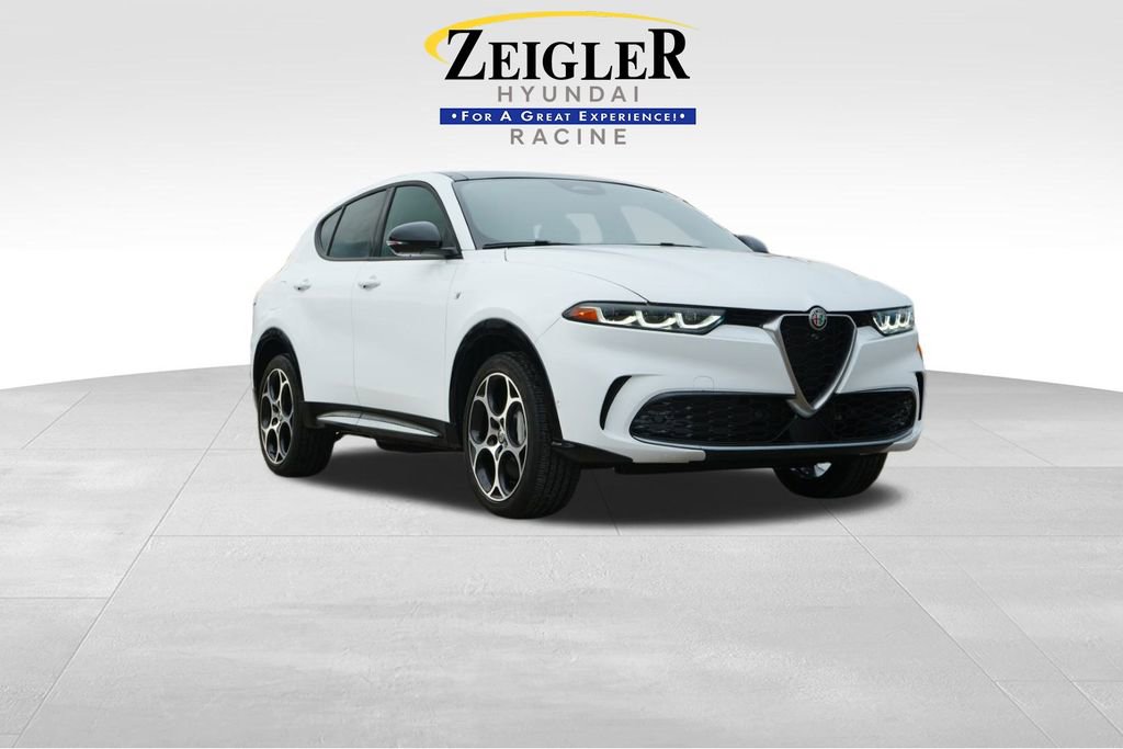 Used 2024 Alfa Romeo Tonale Ti w/ Active Assist Package image 1