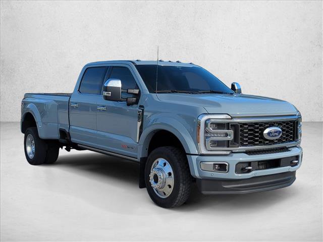 Used 2024 Ford F450 Platinum w/ FX4 Off-Road Package image 3