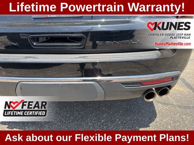 Used 2024 GMC Yukon XL Denali Ultimate AWD/4WD image 12