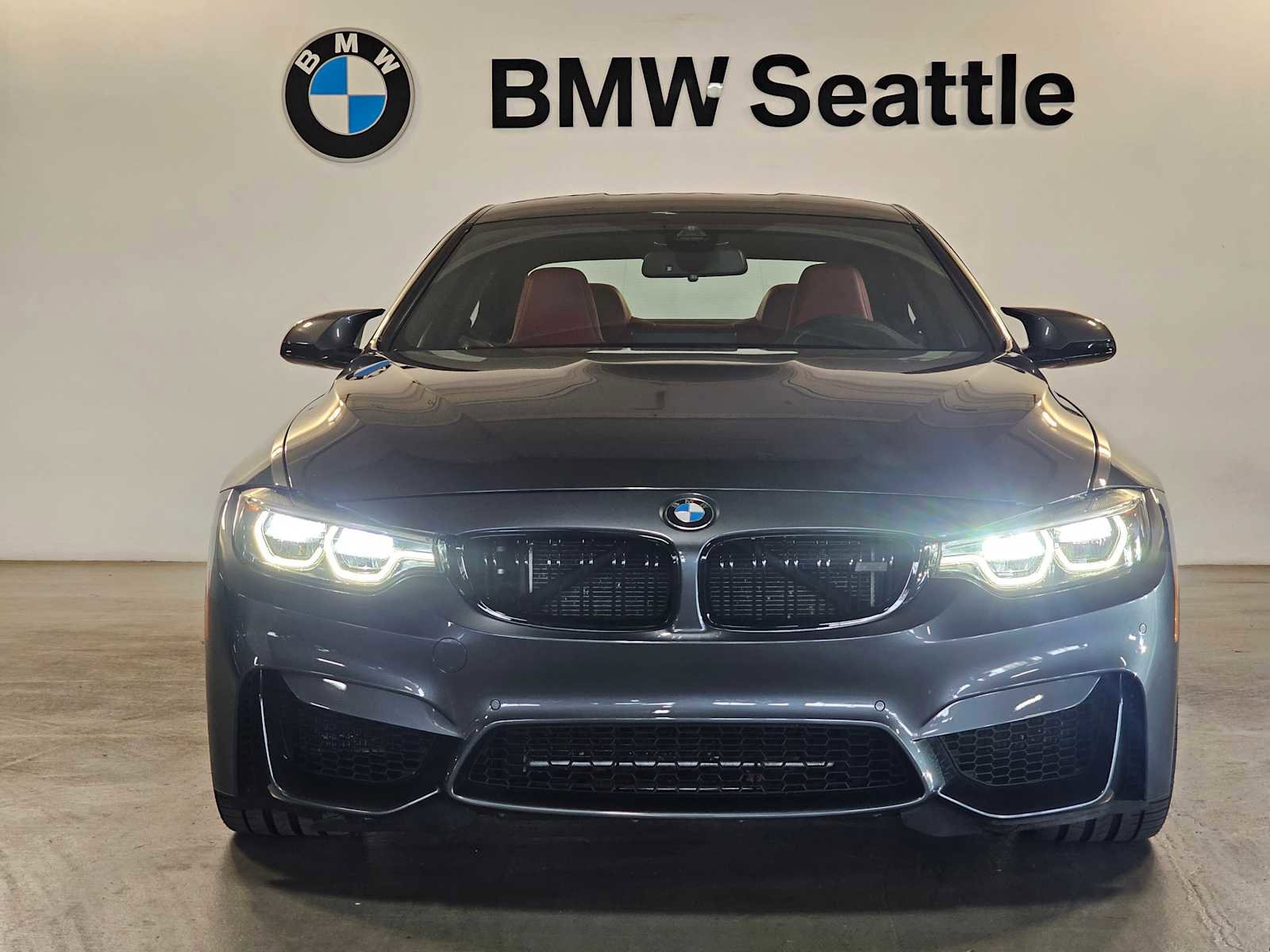 Used 2018 BMW M4 Coupe RWD image 7