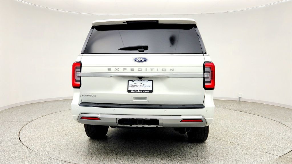 Used 2024 Ford Expedition Platinum AWD/4WD image 6