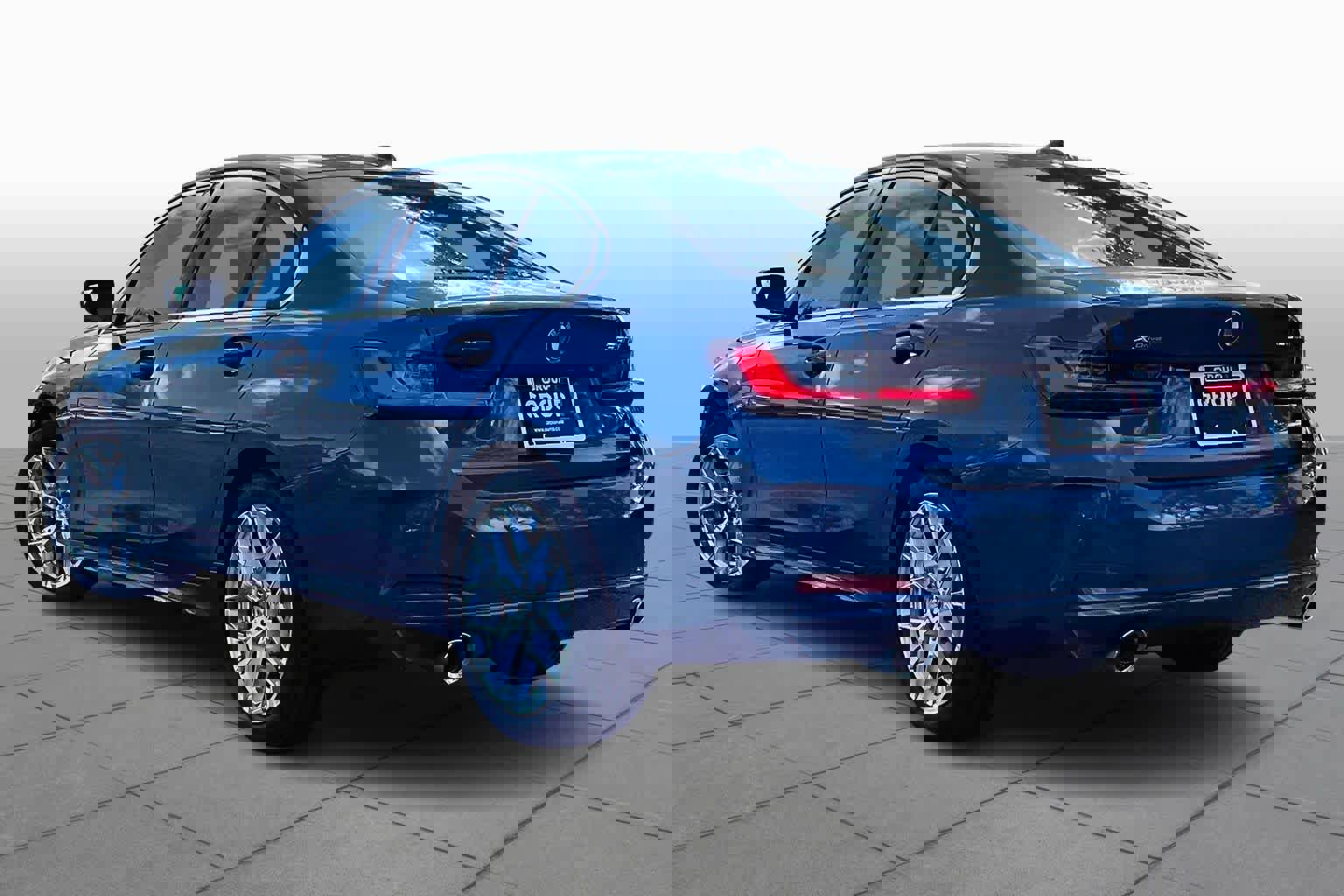 Certified 2025 BMW 330i xDrive Sedan w/ Premium Package image 12