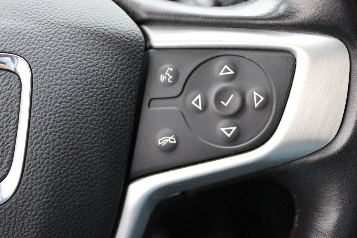 Used 2022 GMC Acadia SLT w/ LPO, Floor Liner Package FWD image 24