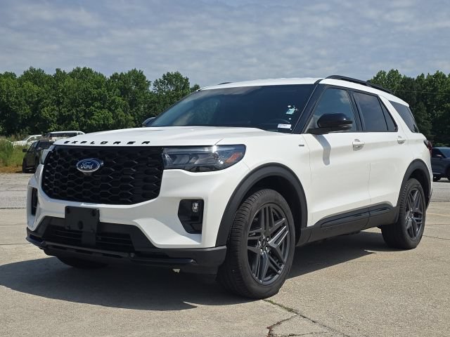 Used 2025 Ford Explorer ST-Line w/ ST-Line Street Pack