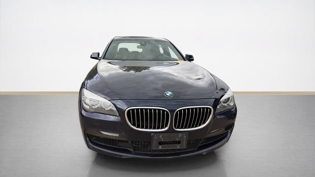 Used 2018 BMW ALPINA B7 xDrive AWD/4WD image 2