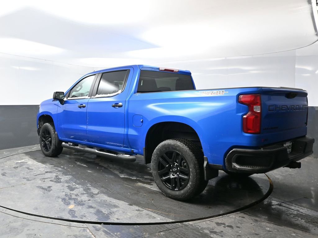 Used 2025 Chevrolet Silverado 1500 LT Trail Boss w/ LPO, Dark Essentials Package image 12