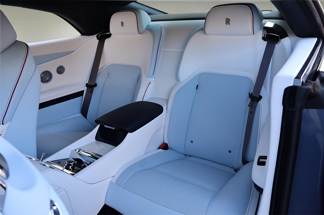 New 2025 Rolls-Royce Spectre w/ Spectre Launch Package image 14